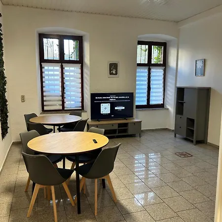 Central Apartments Hof * הוף