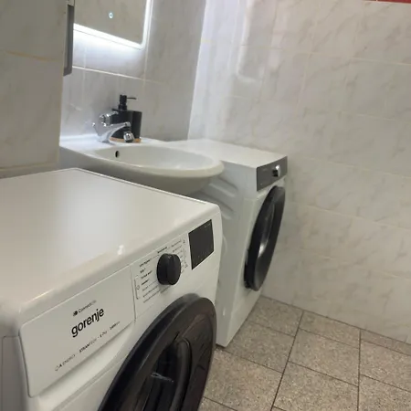 Central Apartments Hof 아파트 *